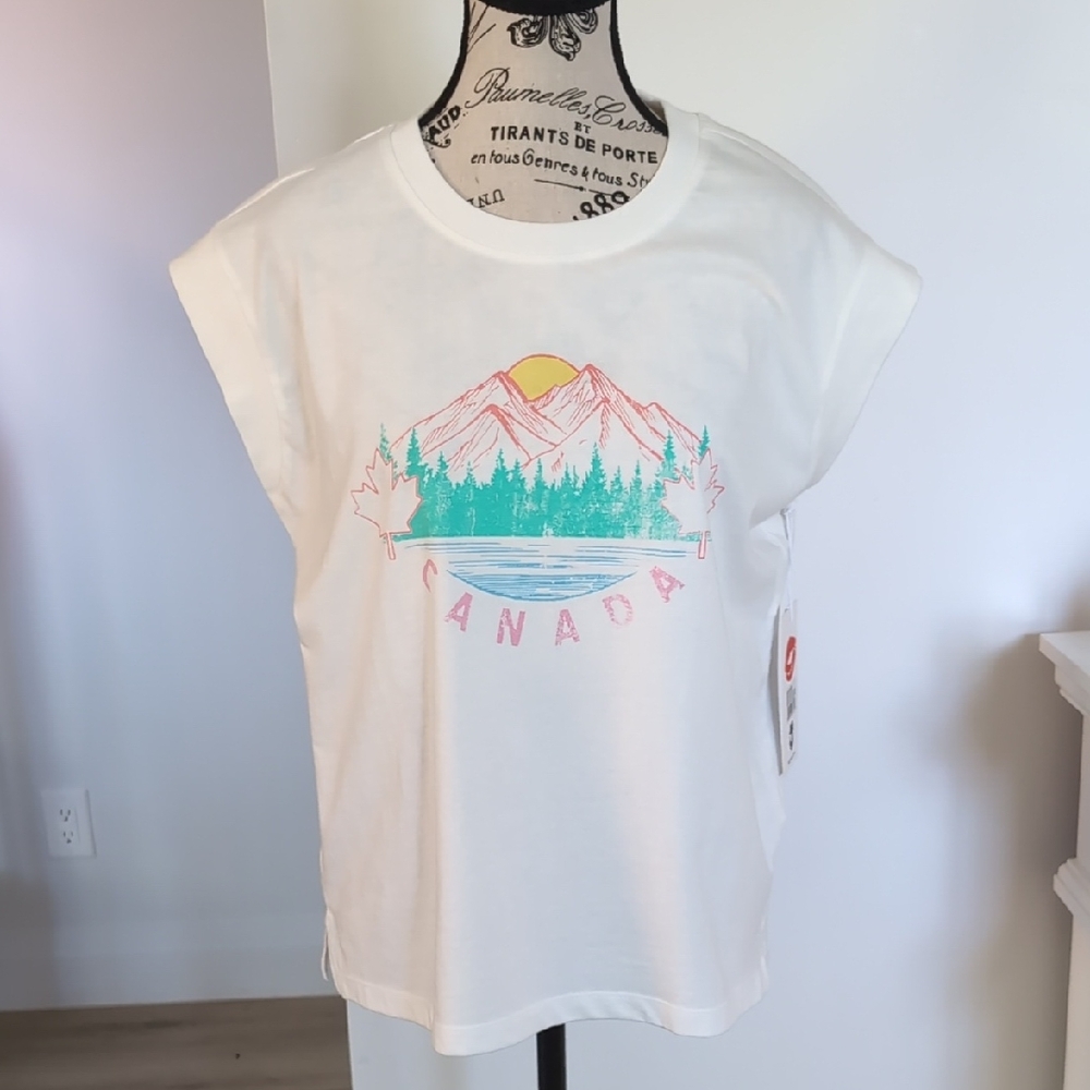 WILDFOX | Women's White Canada Julien Oversized Capped Sleeved T-Shirt